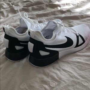 Nike Shoes - Men’s Duel Racer running shoes SZ 10 Nike Shoes - Men’s Duel Racer running shoes SZ 10